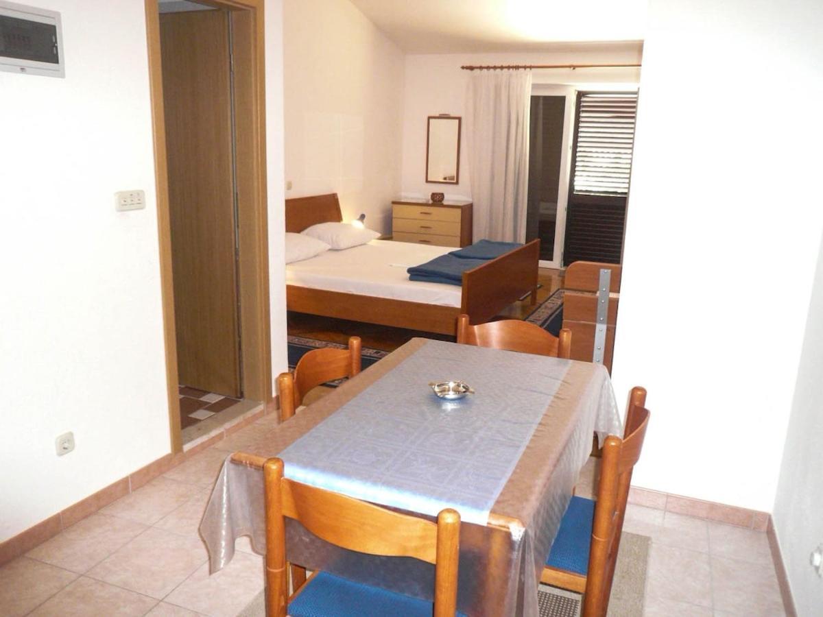 Apartments Saric Makarska Eksteriør bilde