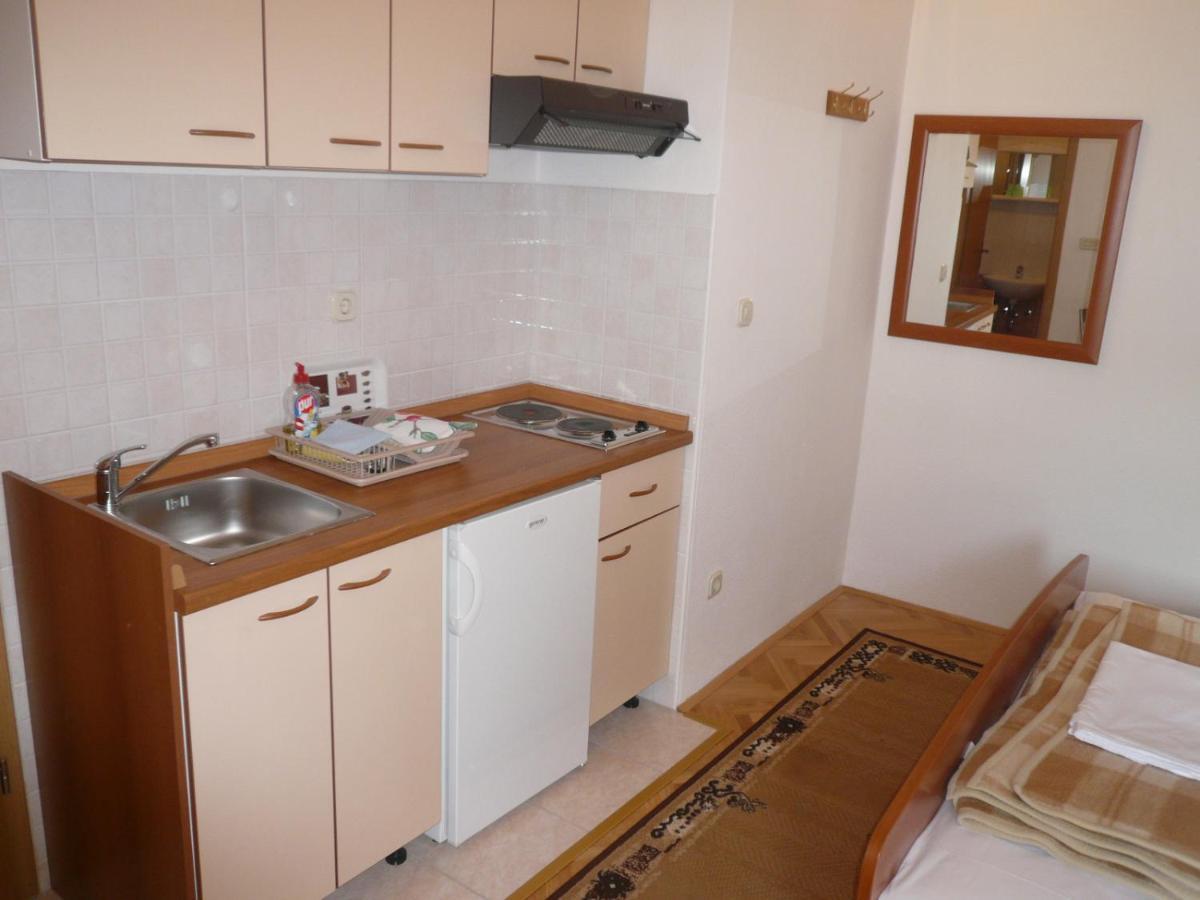 Apartments Saric Makarska Eksteriør bilde