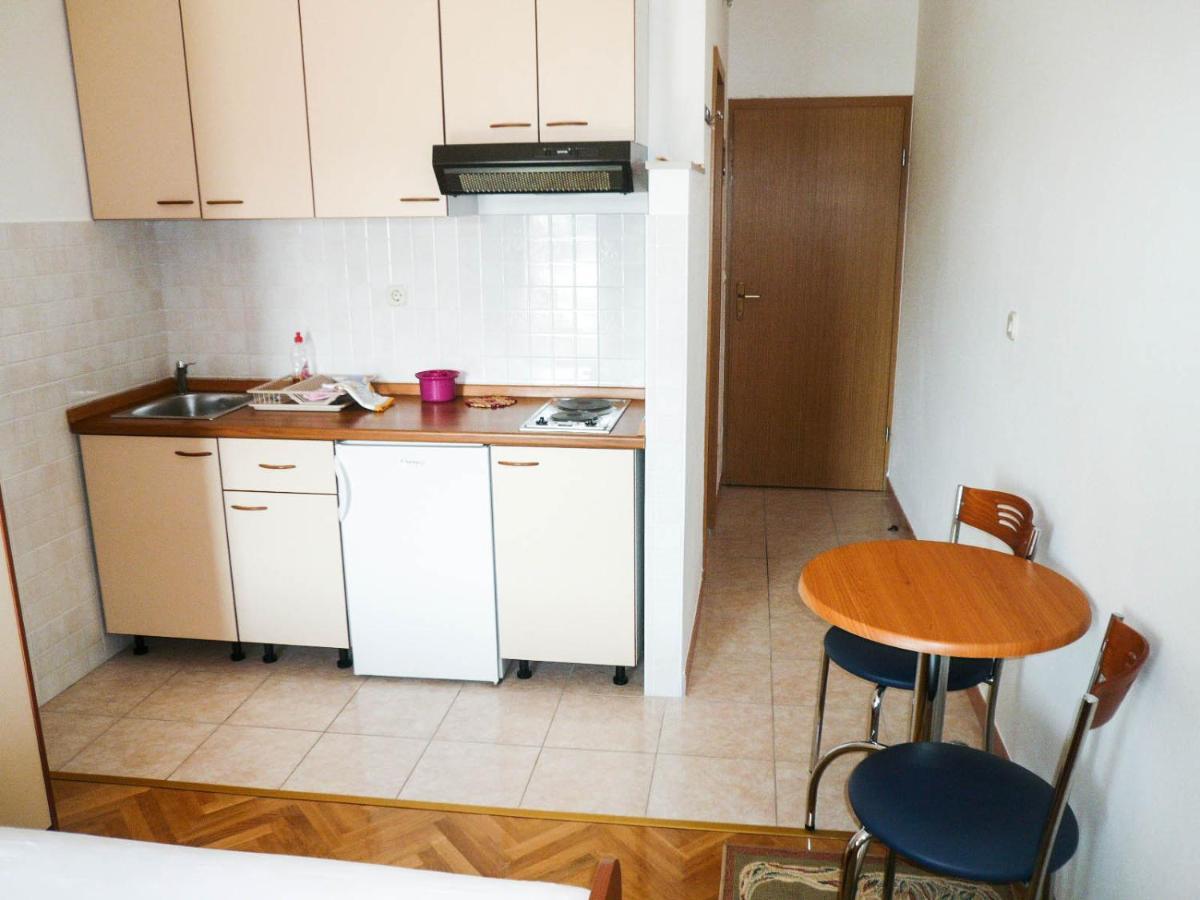 Apartments Saric Makarska Eksteriør bilde