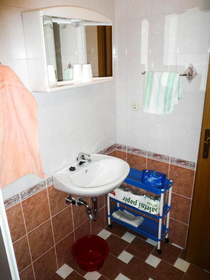 Apartments Saric Makarska Eksteriør bilde